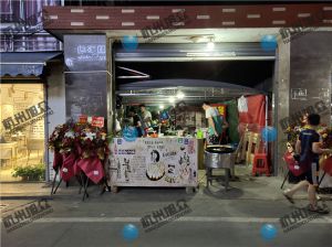 客戶購買《XZ-612包子機》調(diào)試師傅調(diào)不過來，部門經(jīng)理親自上門調(diào)試