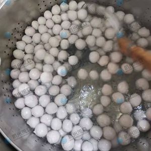多功能全自動(dòng)包心肉丸機(jī)客戶反饋不錯(cuò)！