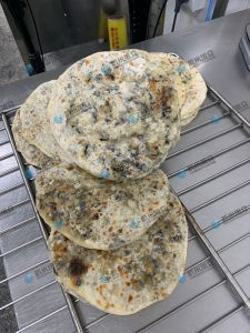 512包子機(jī)做金華烙，餅梅菜豬油餡，多功能非常實(shí)用！
